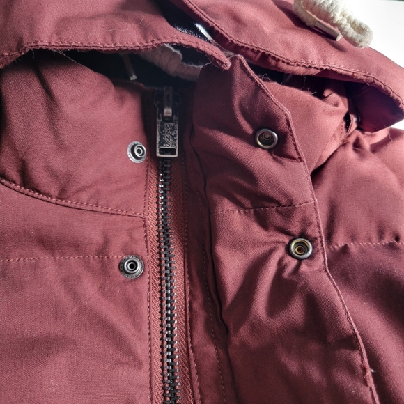 Vans Hooded Insulated Puff Jacket. - Picture 8 of 10